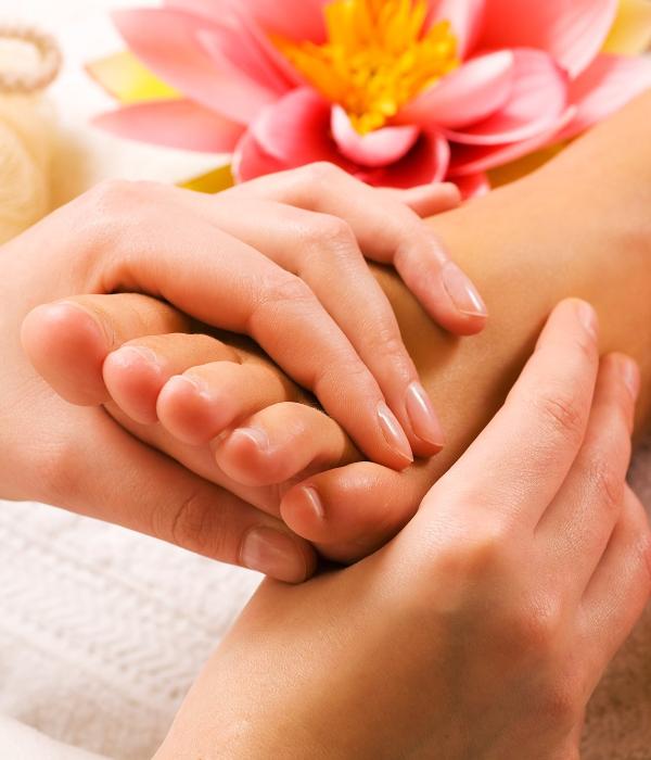 Foot reflexology treatment